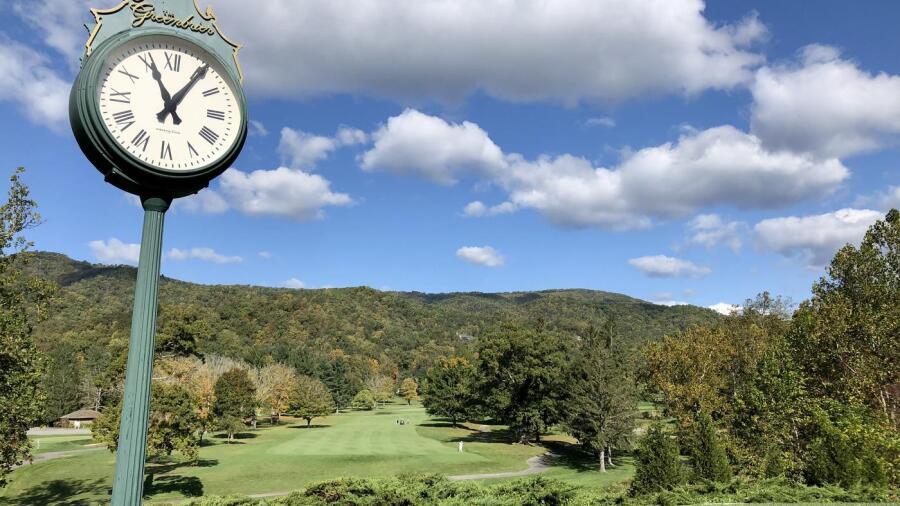 Greenbrier - Old White - clock 