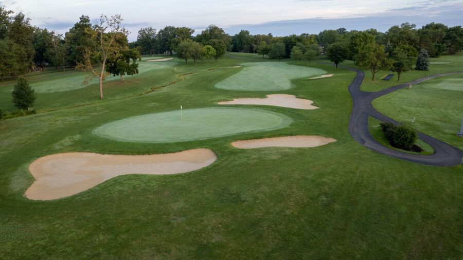 The Grizzly Golf & Social Lodge - Grizzly Course