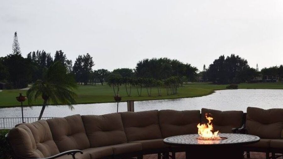 Fountains CC: Clubhouse