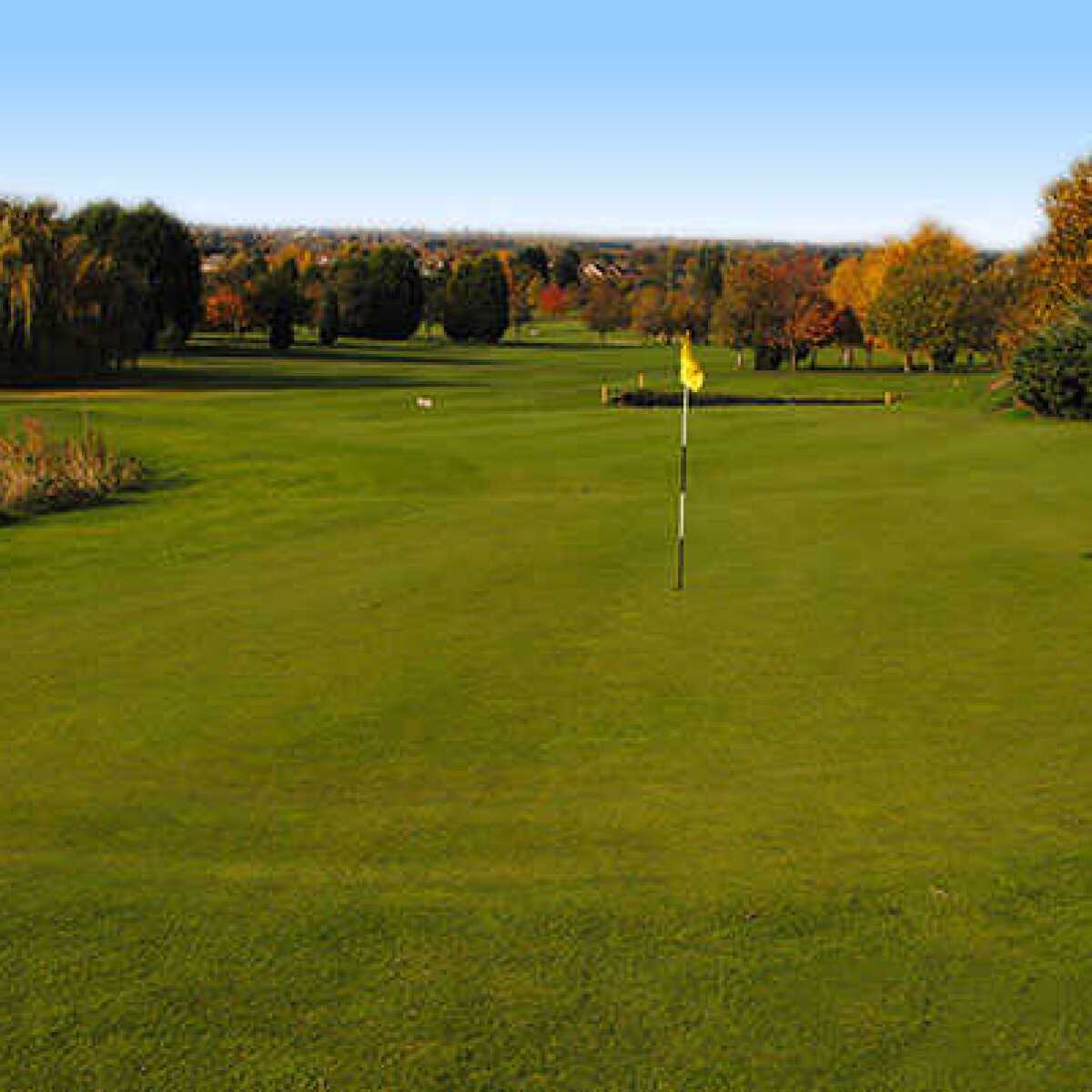 Upchurch River Valley Golf Course 9hole Short in Upchurch, Swale