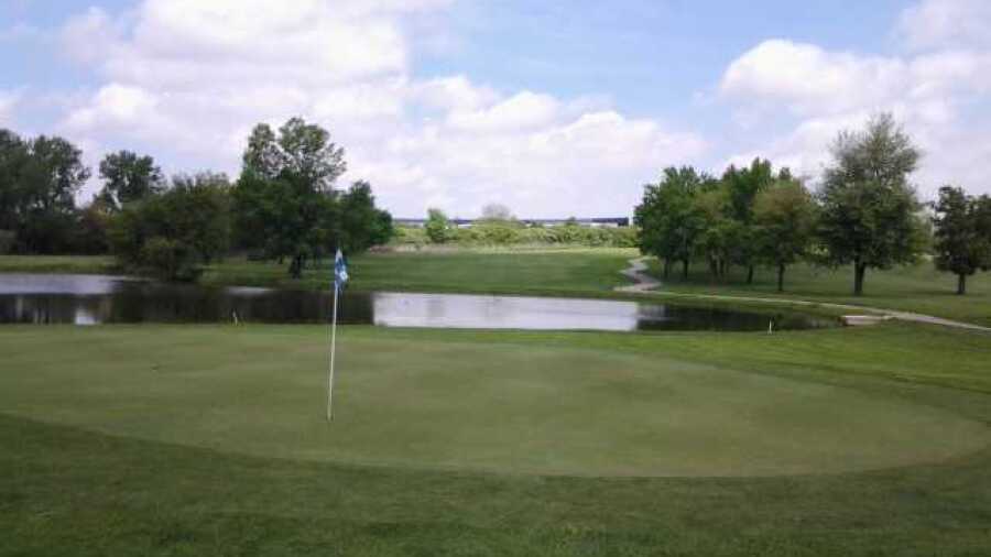 Fresh Meadow GC