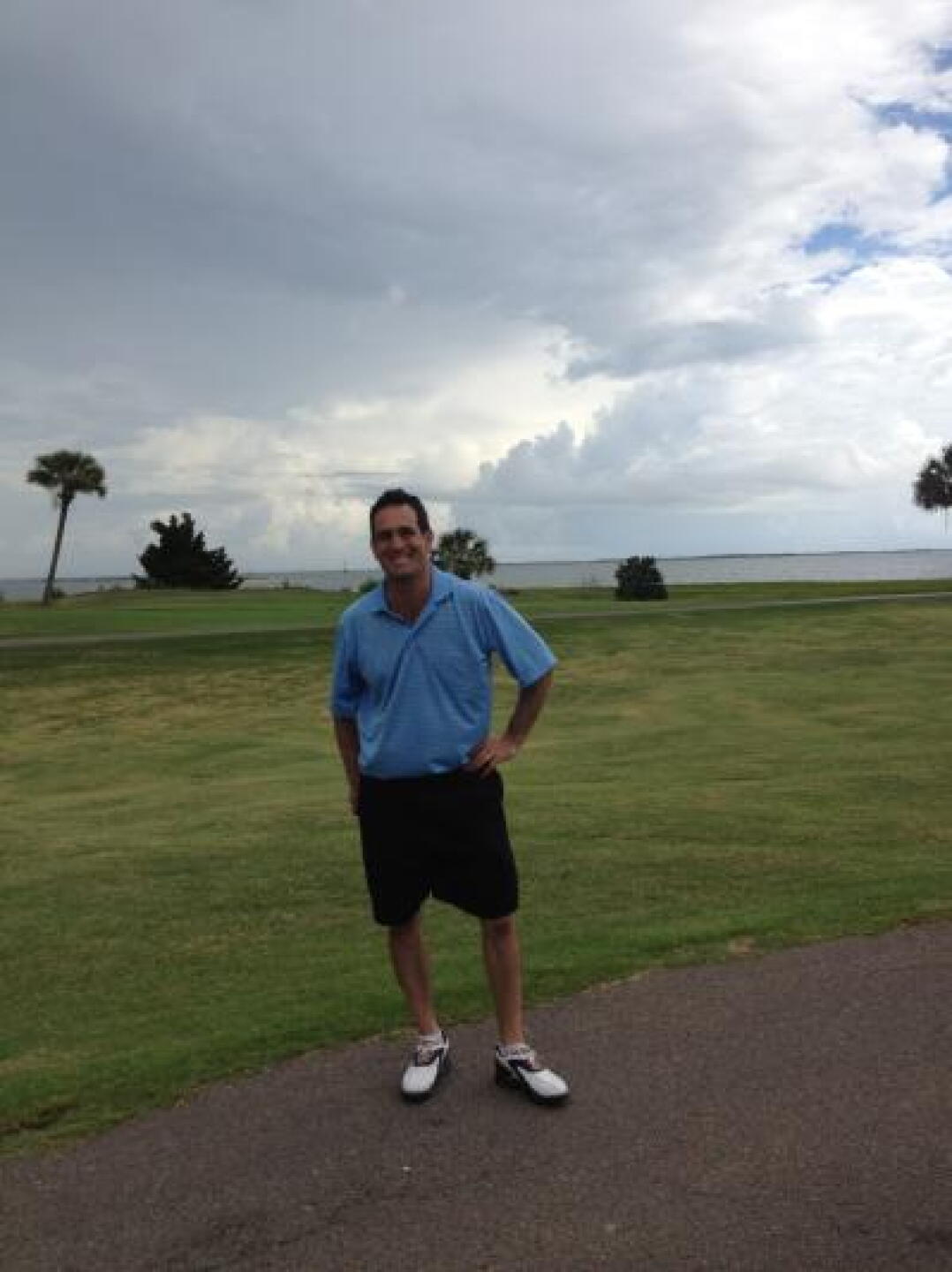 playing golf happy as a clam (Photo submitted by cowley on 09/26/2012)