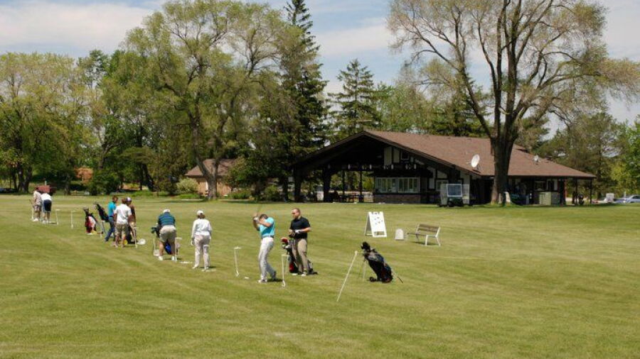 Zigfield Troy GR & Par 3: driving range, clubhouse, pro shop