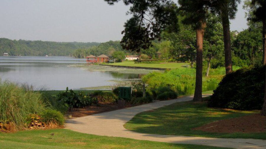 Houston Lake CC: #11