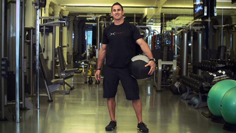 Power up your swing with the overhead smash
