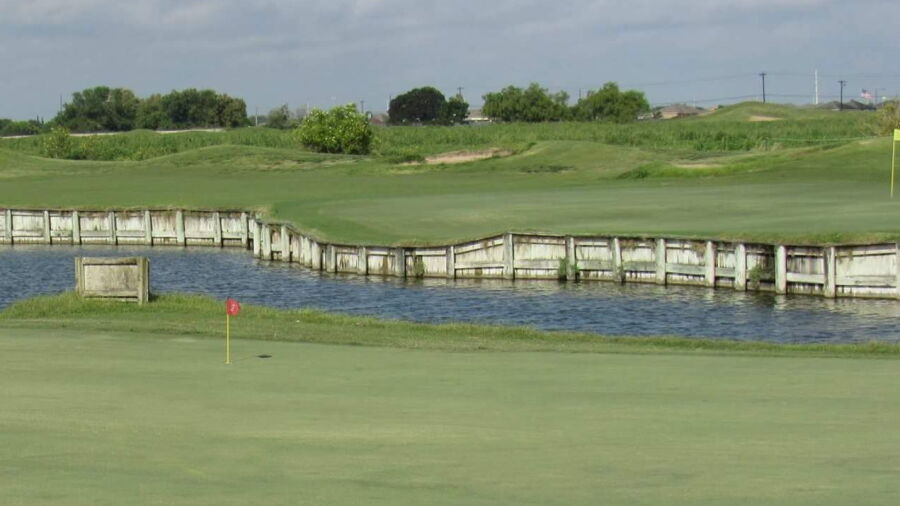 Los Lagos GC