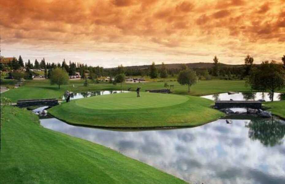 Glencoe Golf and Country Club Glen Meadows Bridges/Slopes in