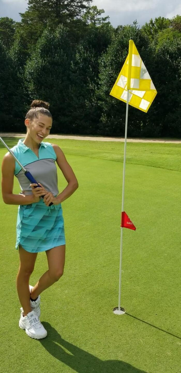 She Loves Golf (Photo submitted by Lewwwis on 08/29/2021)
