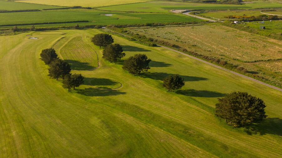 Mawgan Porth GC: #2, #3