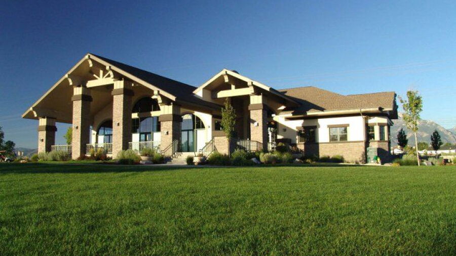River Oaks GC: clubhouse