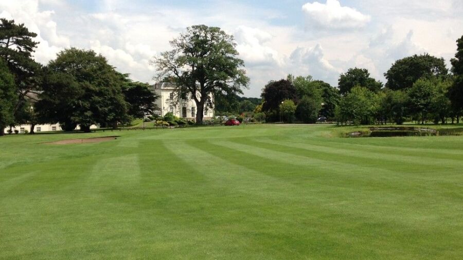 Owston Hall Golf Club 18th approach