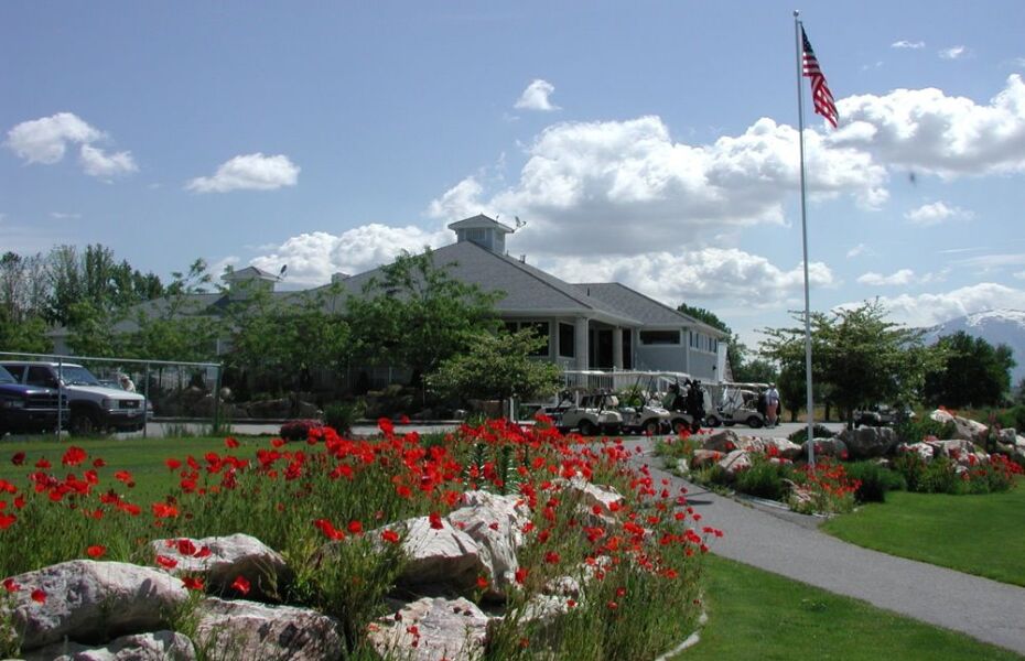 Schneiter s Bluff GC Clubhouse