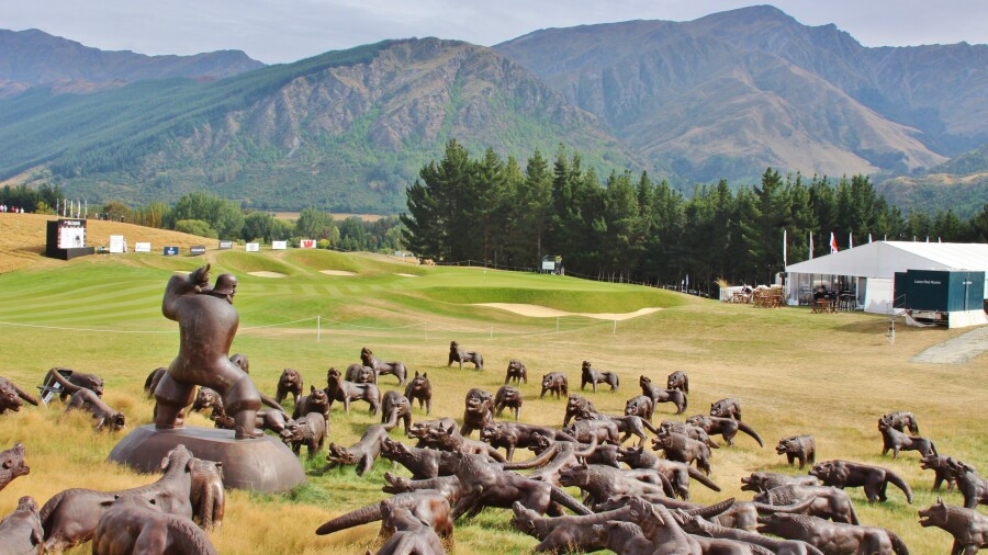 The Hills Golf Club - wolves