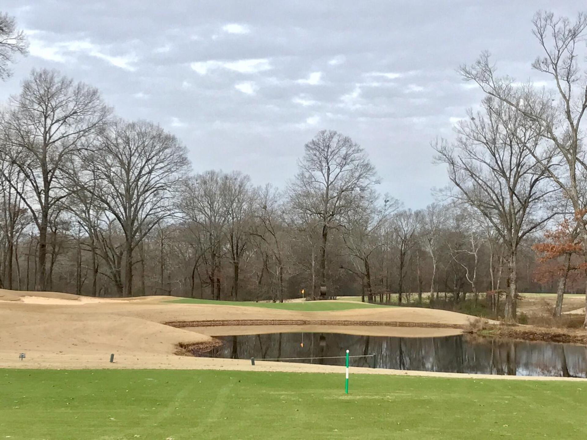 The approach at the short par-4 5th hole. (Photo submitted by BrandonWebb on 01/15/2017)