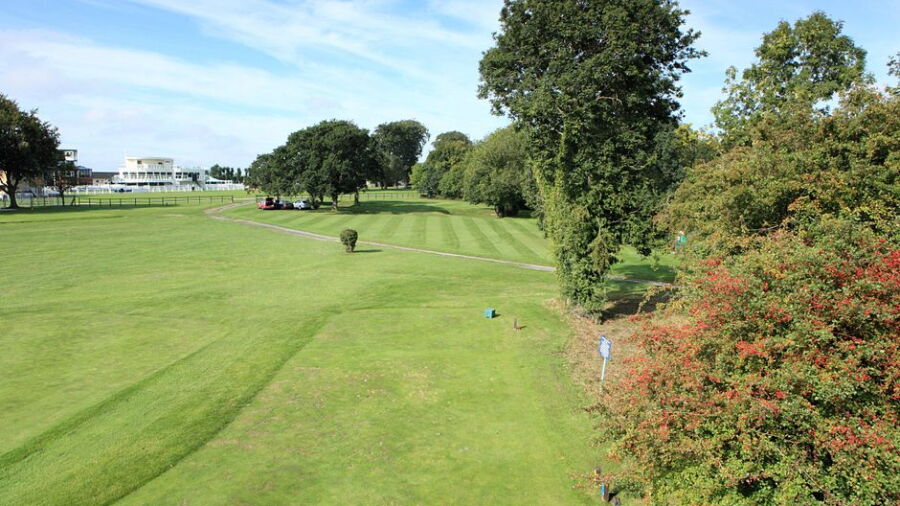 1st hole on The Bibury Course