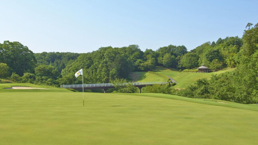 Omurasaki GC - Middle: #7