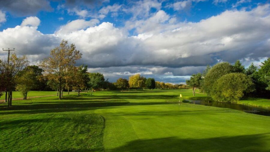 Stapleford Abbotts GC: #18