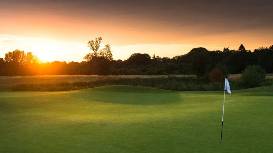Surrey Downs GC