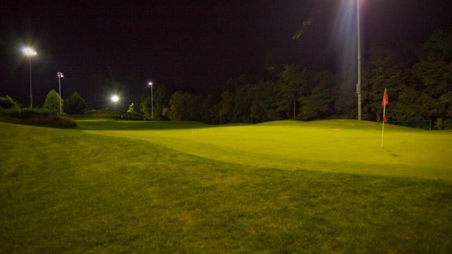 Golf Center Des Plaines Par-3 Course: #3