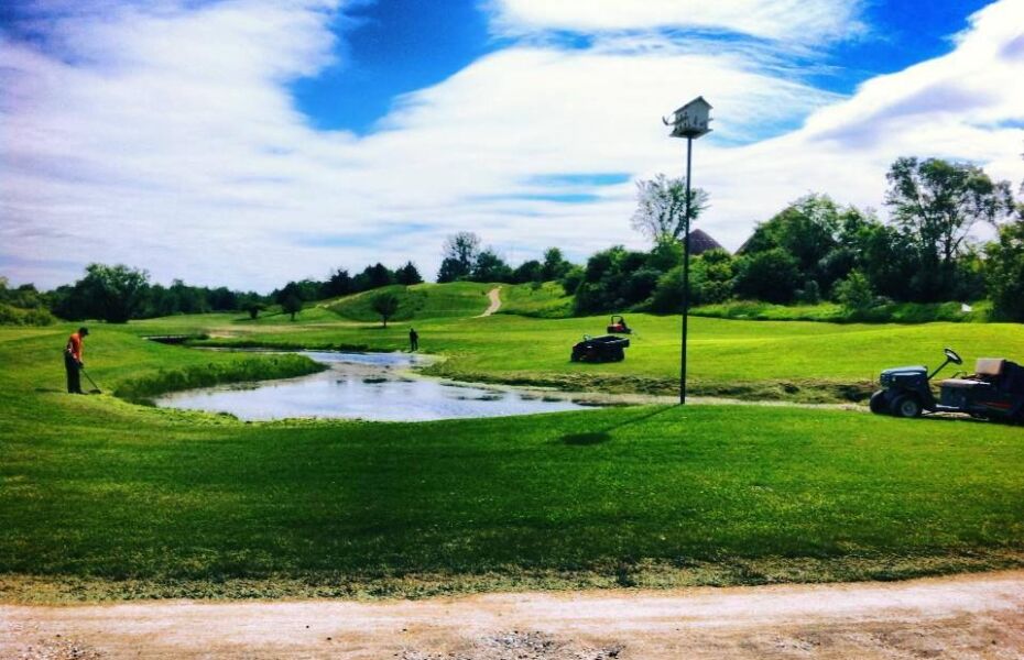 Oak Gables Golf Club Pine Course in Jerseyville, Ontario, Canada