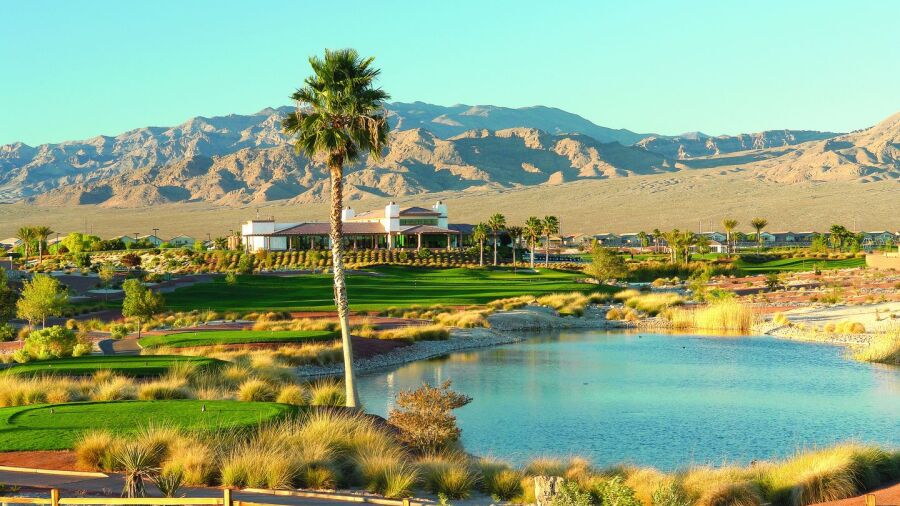 Silverstone Golf Club: Valley's 9th