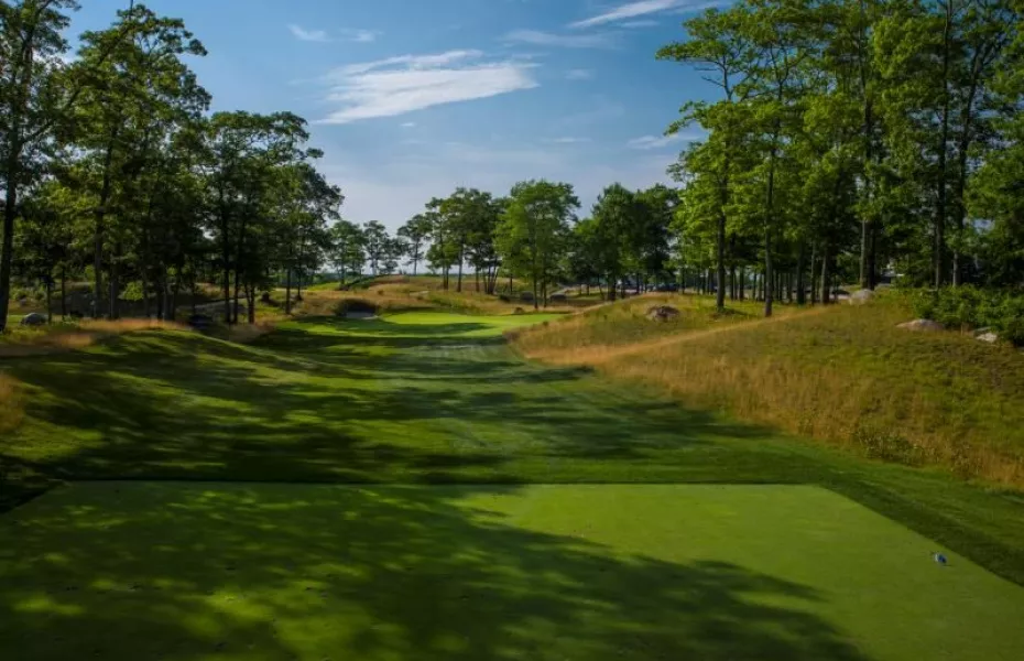 Shelter Harbor GC - Par-3: #6