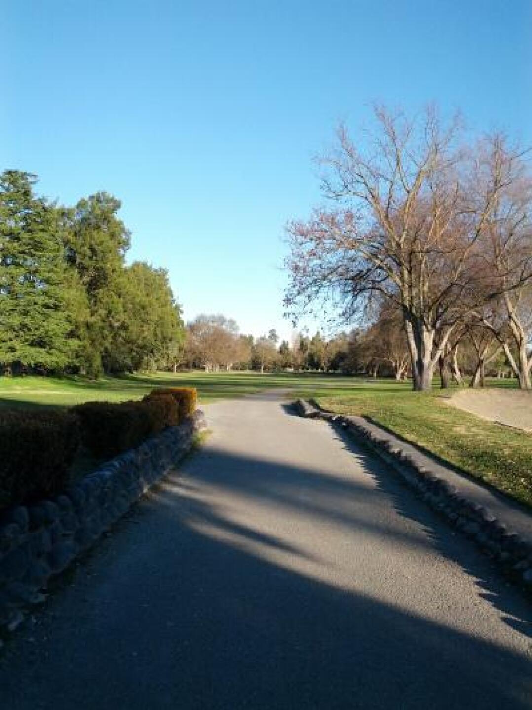 tenth tee view of fairway (Photo submitted by SendyCay on 01/29/2013)