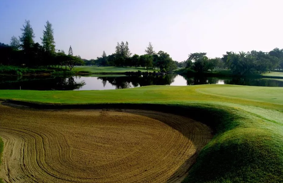 The Vintage Club: #2