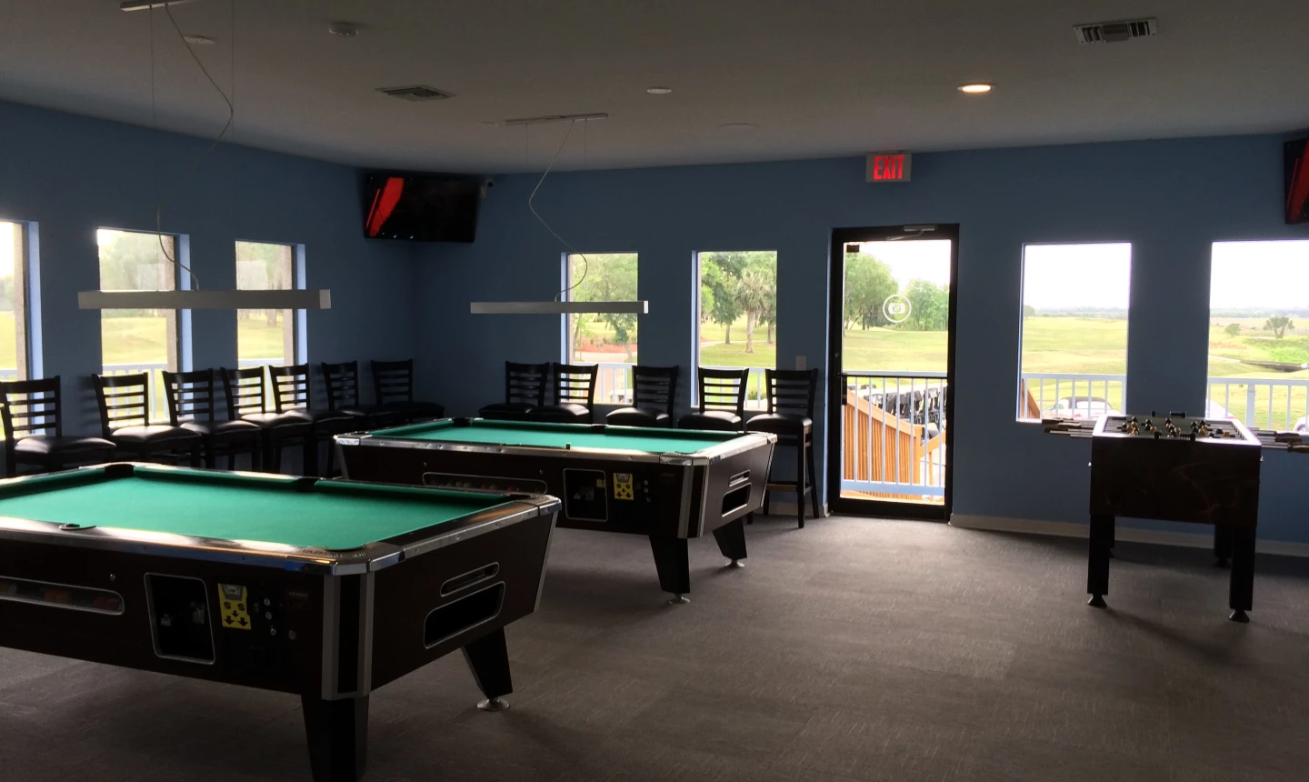 Blue Sky Golf Club - game room