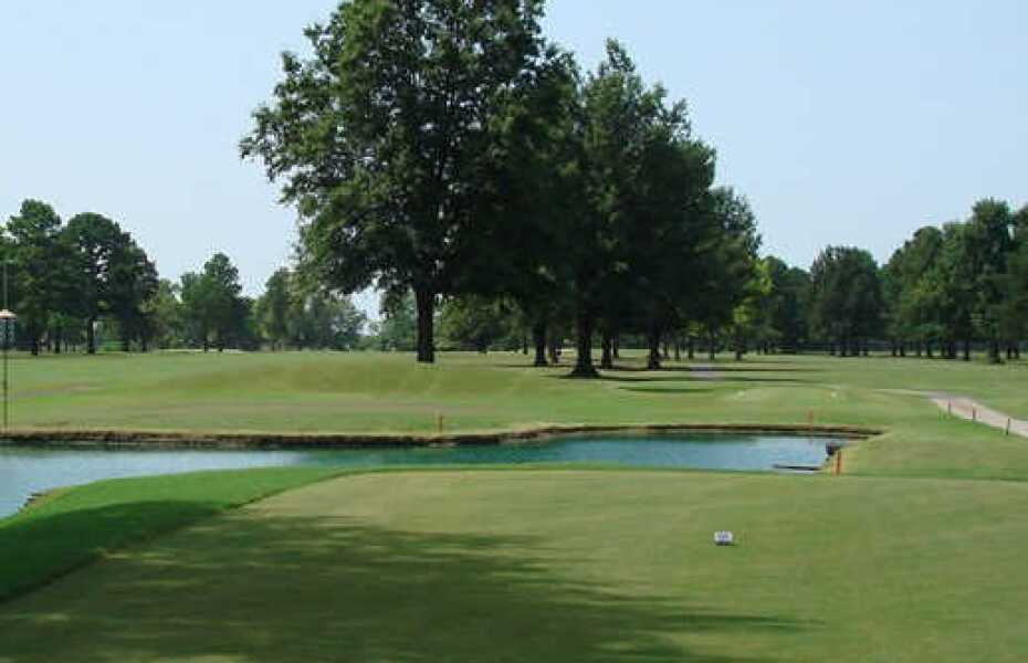 Meadowbrook Country Club in West Memphis, Arkansas, USA GolfPass