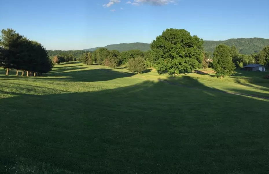 Bays Mountain GC