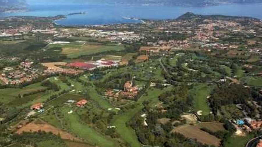 Gardagolf CC: Aerial view