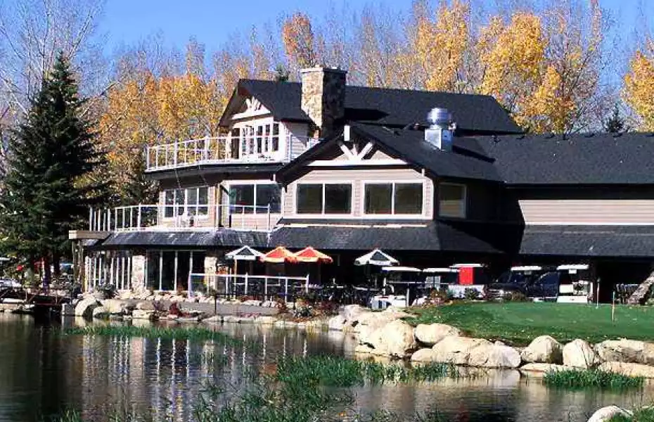 Crystal Ridge GC: Clubhouse