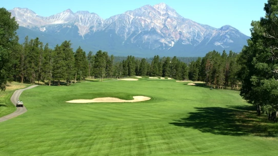 Fairmont Jasper Park Lodge G.C. - hole 11