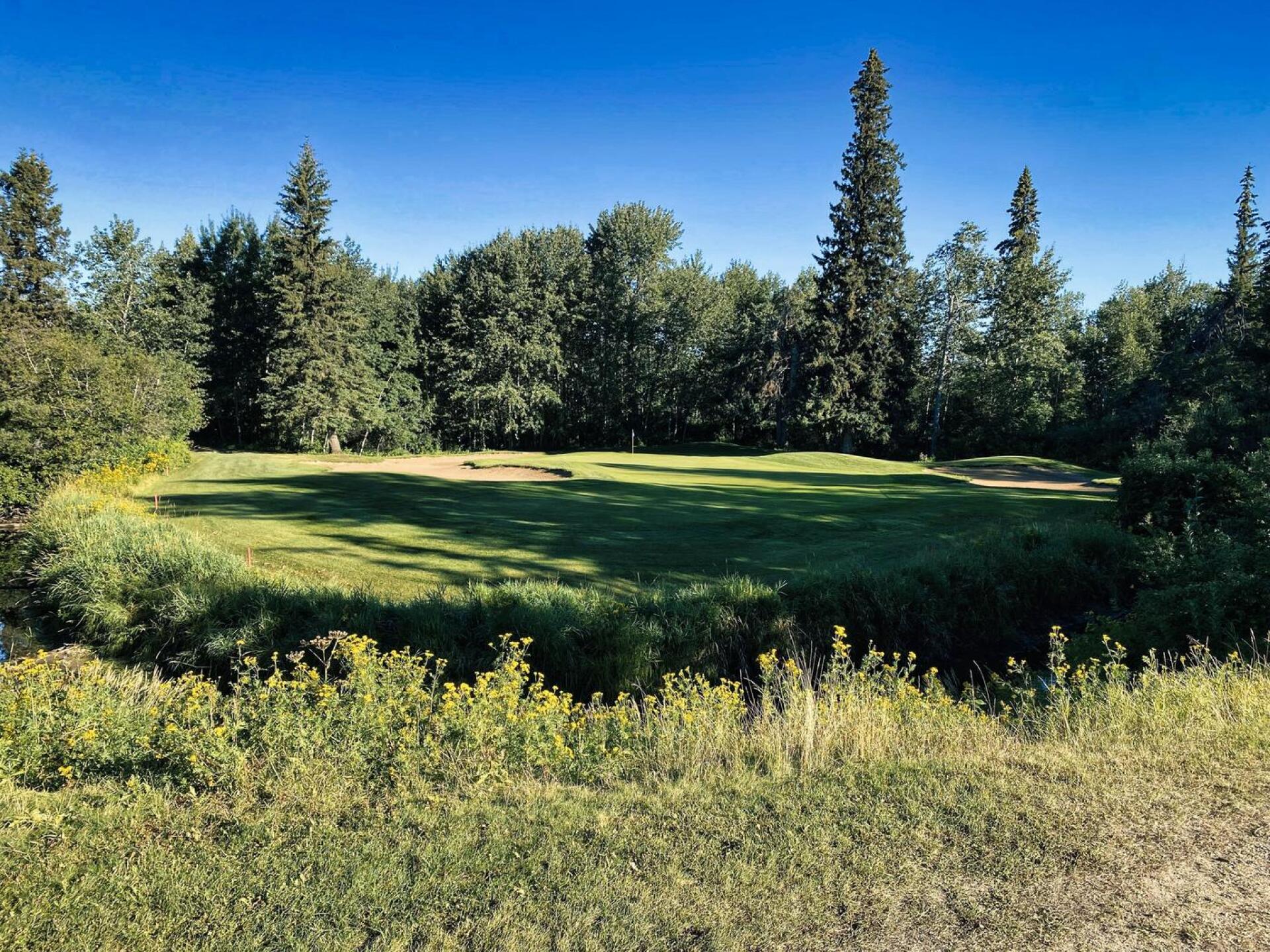 Westlock GC, Hole 1, Par 4, 388 yds (Photo submitted by DYakimec on 08/29/2022)