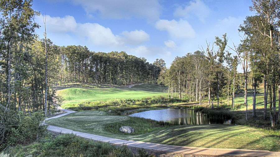 Red Bridge G & CC - hole 10