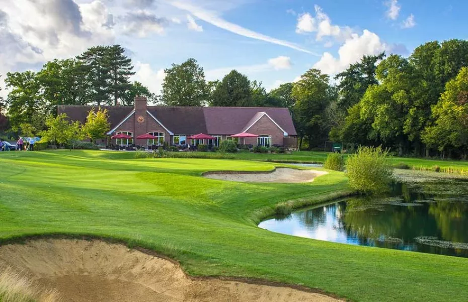 Aldwickbury Park GC: Clubhouse