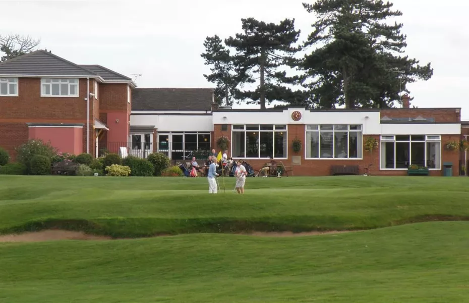 Vicars Cross GC: Clubhouse