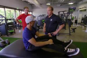 Bryson DeChambeau and Chris Como go to End Range of Motion