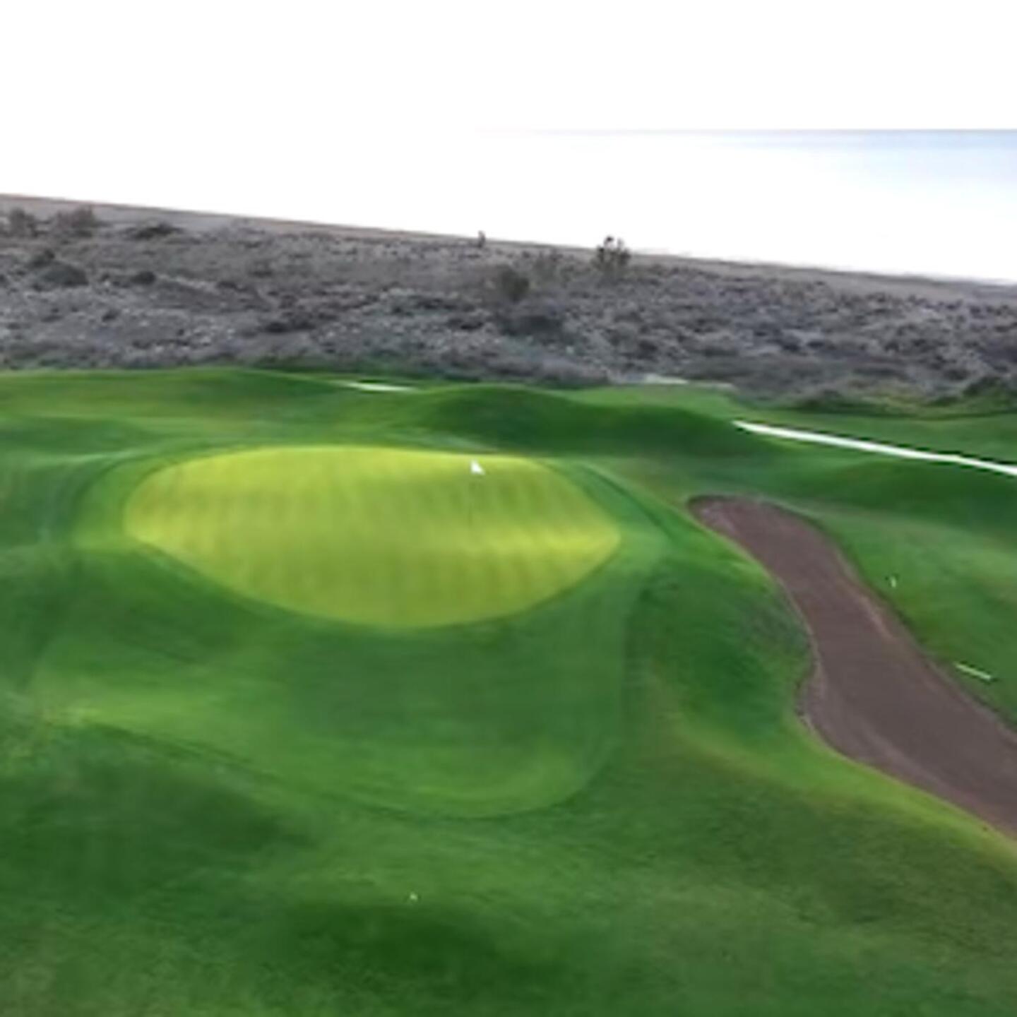 Hole 2 Green (Photo submitted by hDb1thI4s3Ec8lwNHB0m on 12/08/2025)