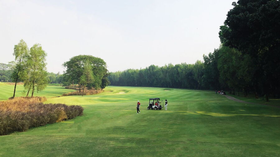 Suvarna Jakarta GC - Red
