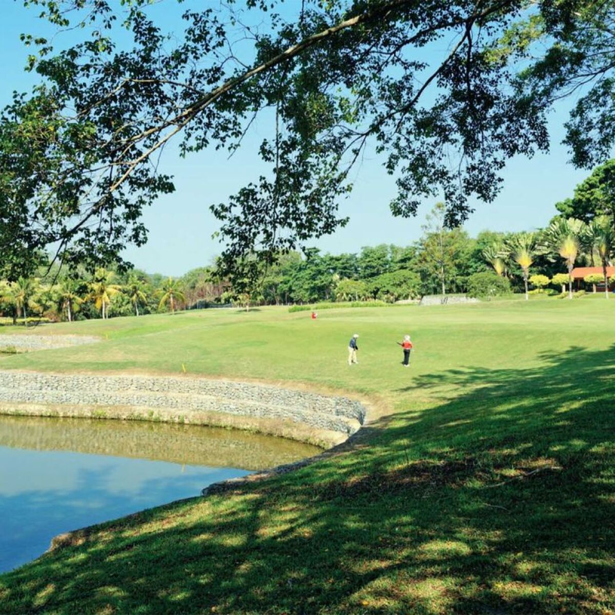 nilai springs golf & country club