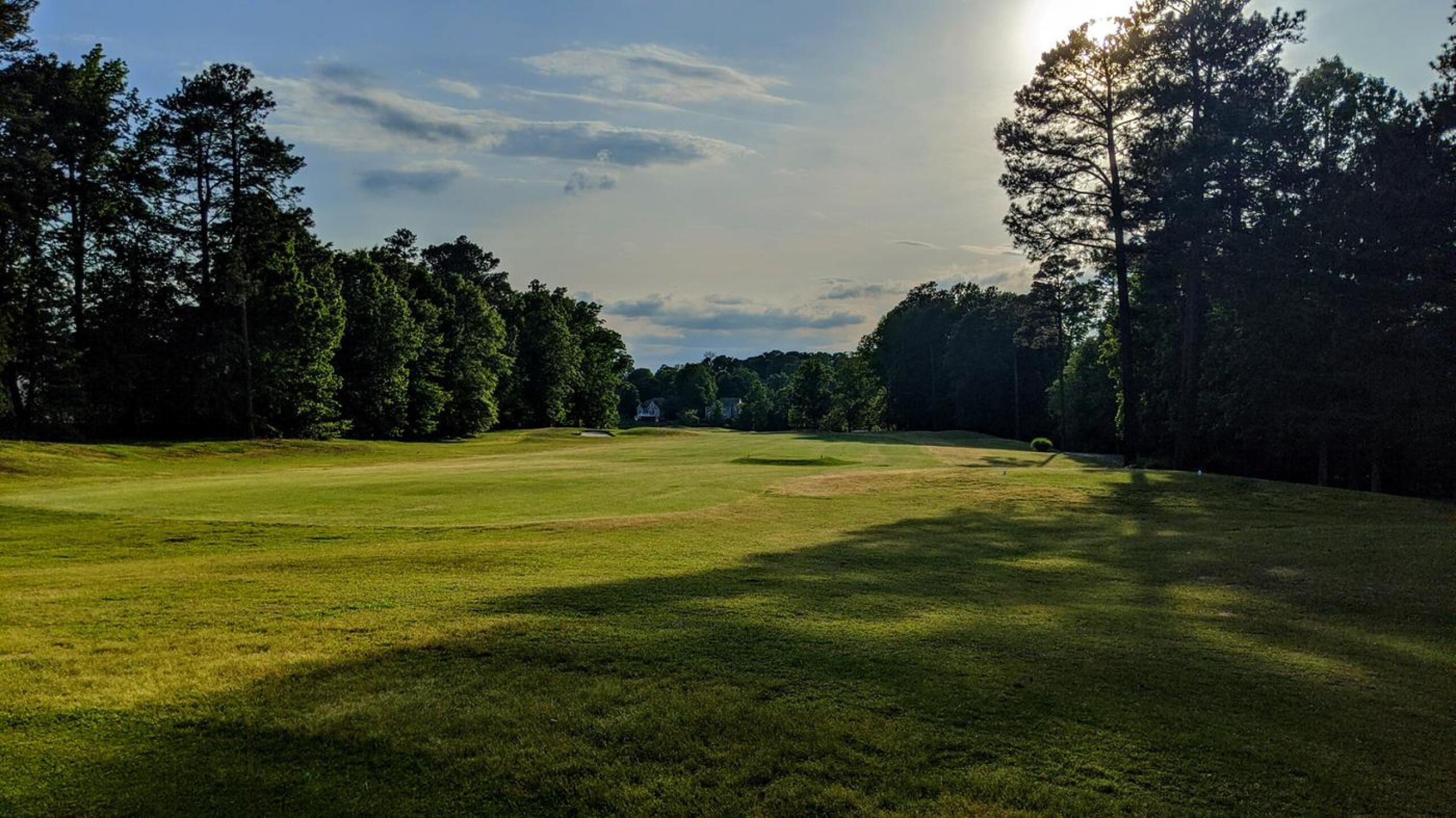 A look down the par-5 9th fairway. (Photo submitted by Back9Ben on 05/17/2020)