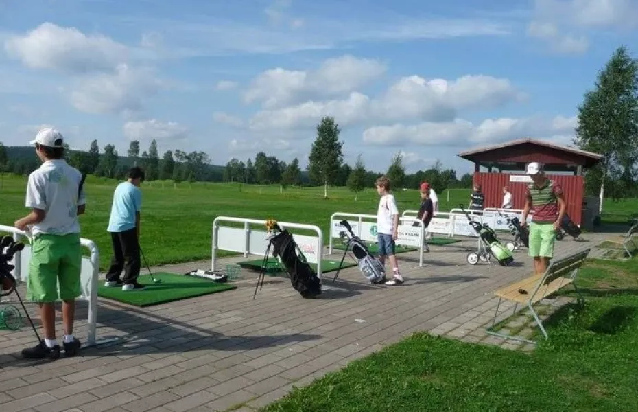 Ljusdals GC: Driving range