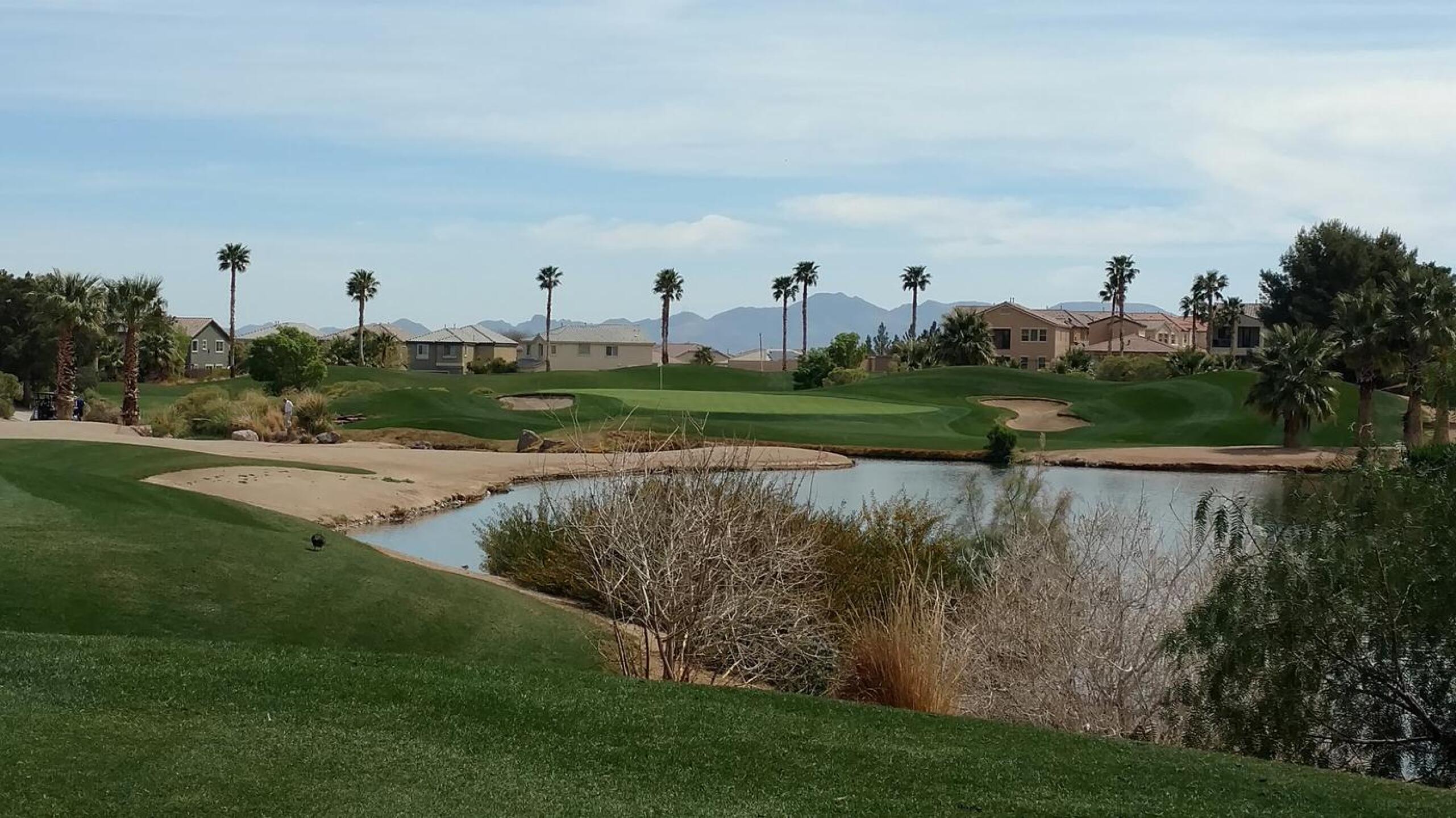 Par 3, #14 (Photo submitted by Bombtech6316 on 04/10/2018)
