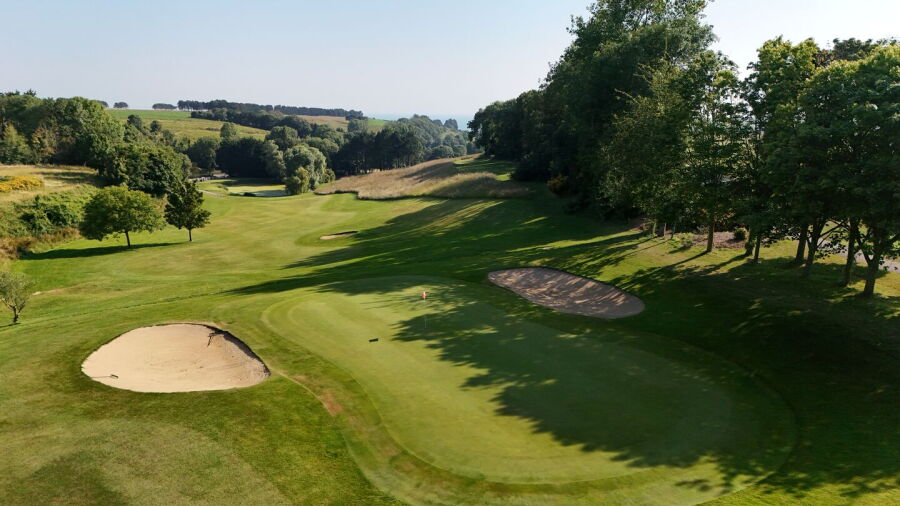 Omaha Beach Memorial GC - Eisenhower: #18