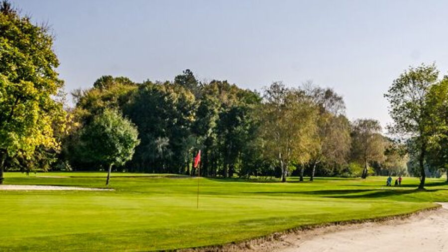 Old Lake GCC