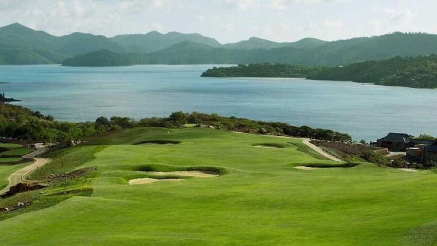 Hamilton Island Golf Club pano