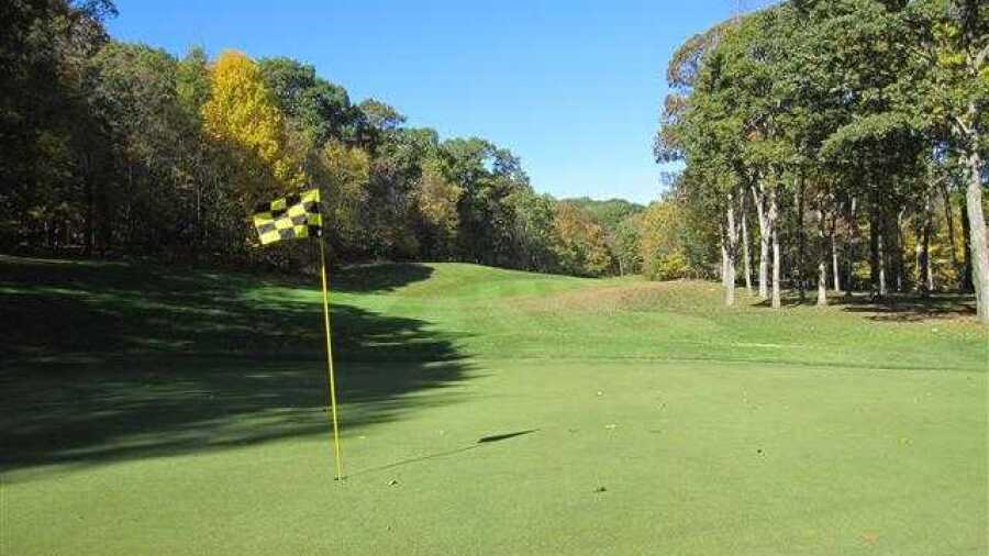 Ridgefield GC: #16
