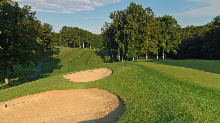 Deerfield golf course in Newark, Delaware - hole 6